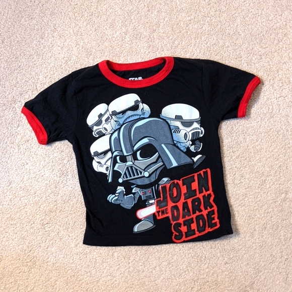 Size 2T Star Wars T-shirt from StarWars.com - Picture 1 of 2
